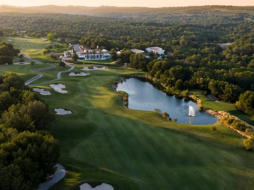 Las Colinas Golf & Country Club